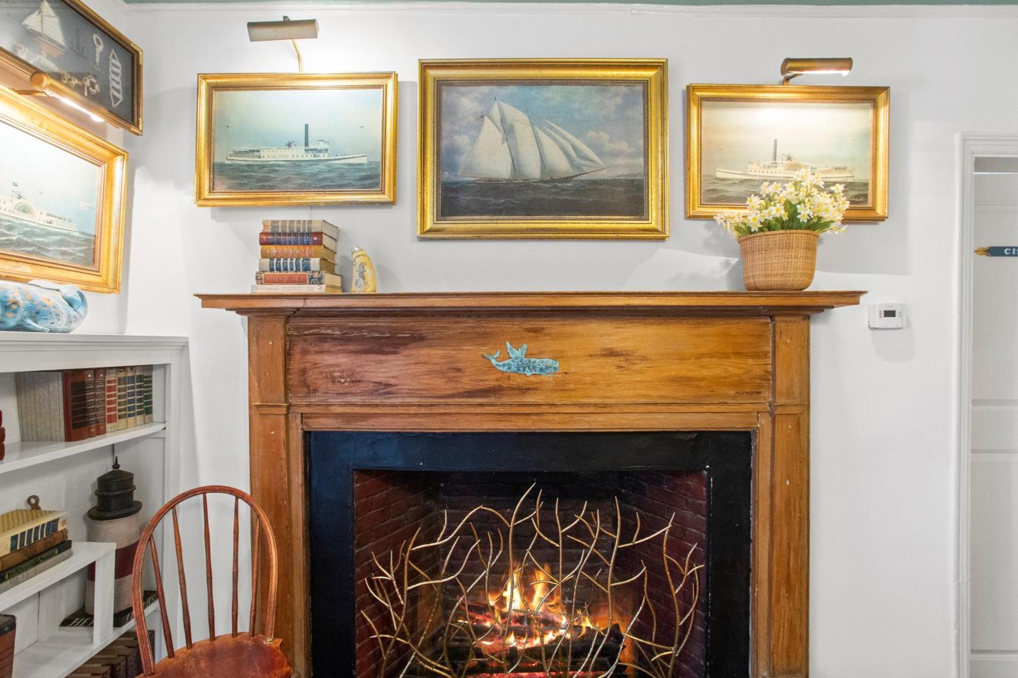 Carlisle House Inn Nantucket Exterior photo